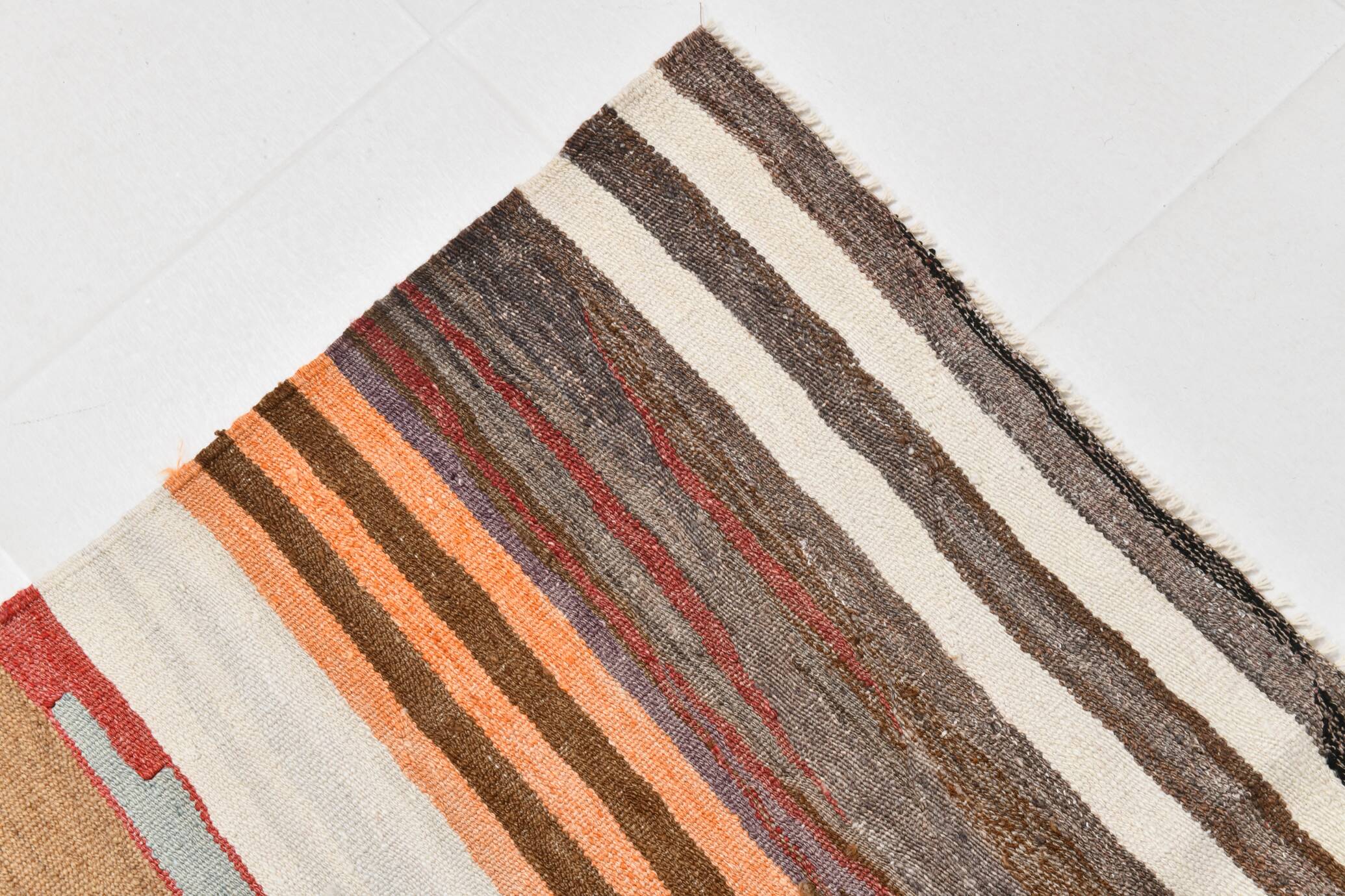 Brown & Cream Persian Kilim Rug, 260x341Cm