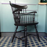 Nesto Scandinavian Windsor Chair