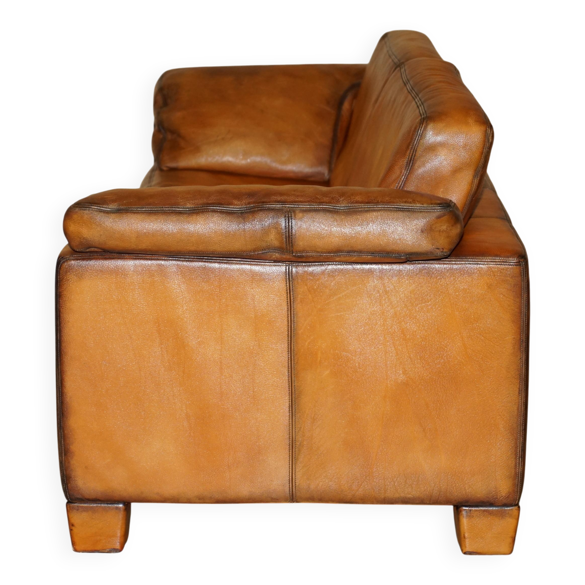 Three-seater sofa De Sede DS17 in restored leather.
