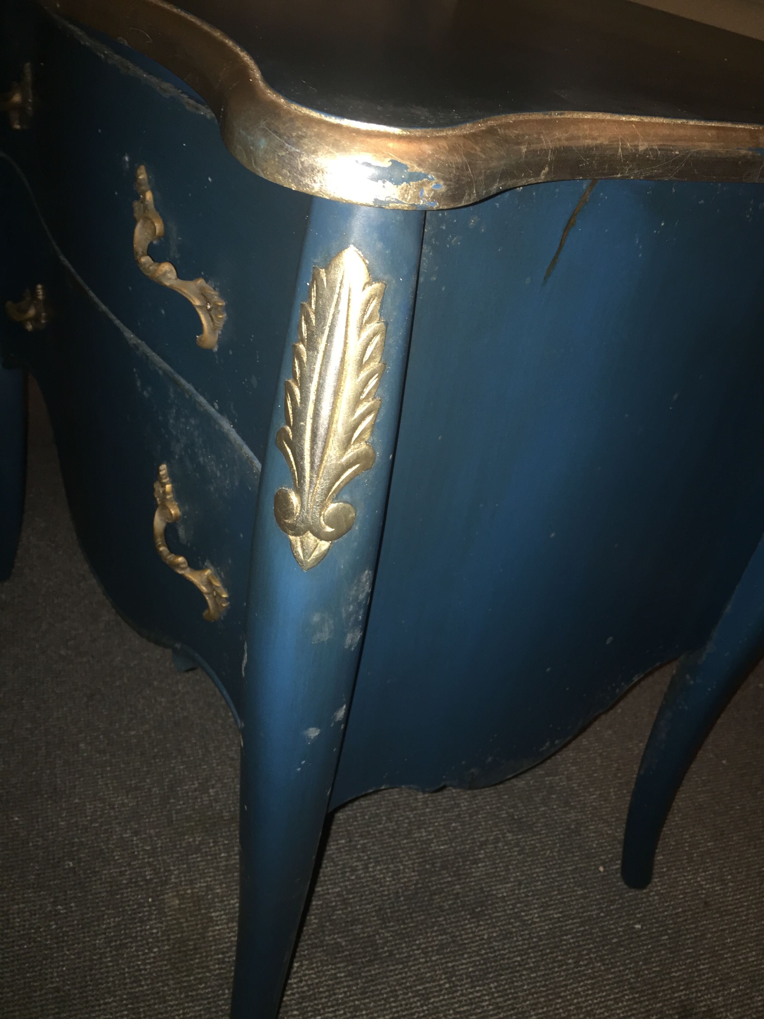 Duck blue chest of drawers