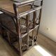 Étagère, console en rotin teinté