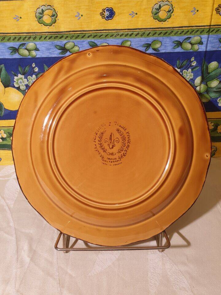 Large round ceramic dish Les Faïences Haute Provence