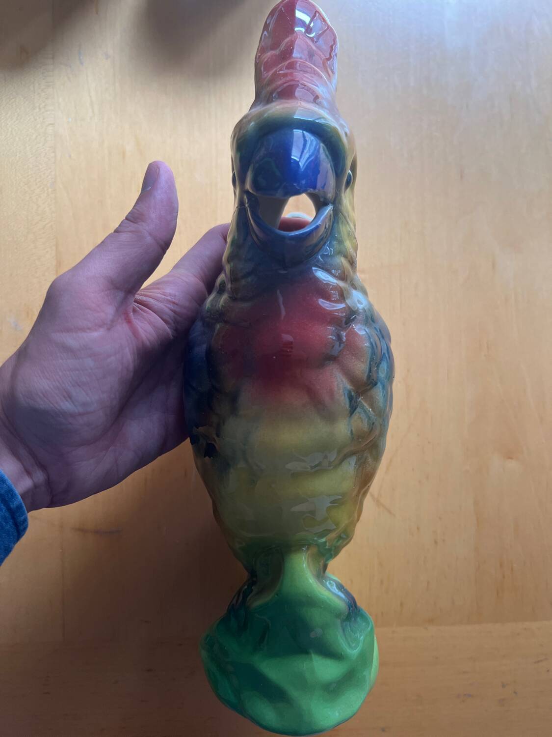 Carafe in Saint Clément parrot slip