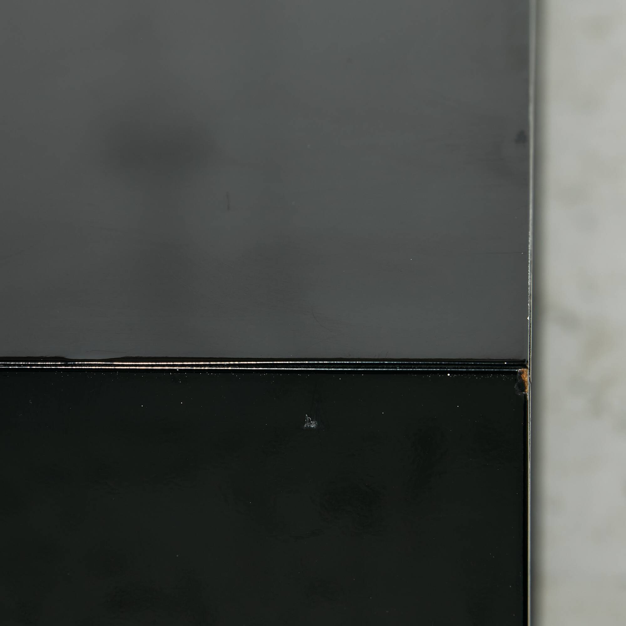 MK10909 High-gloss sideboard