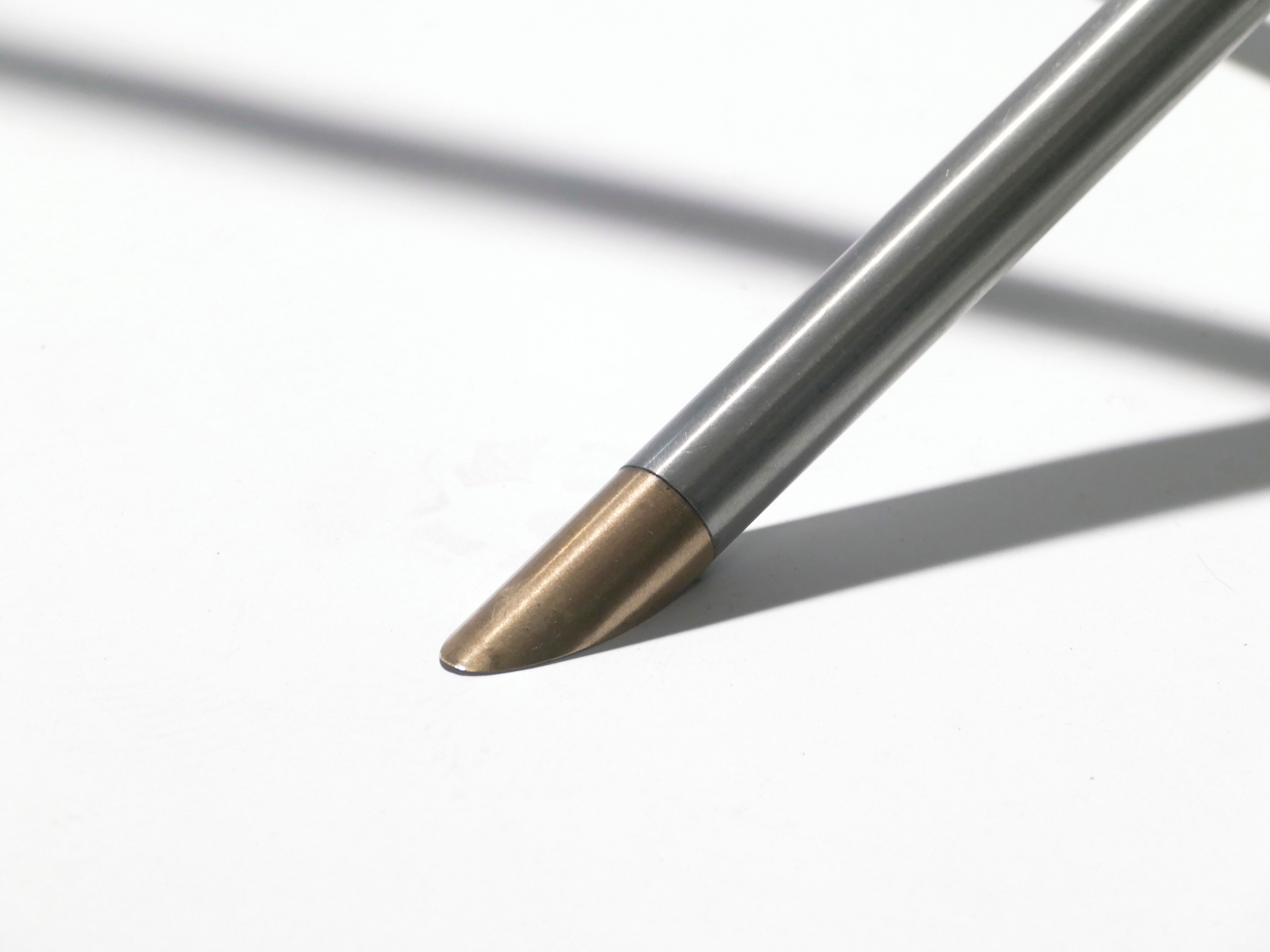 Table lower rifle barrel and brass 70s