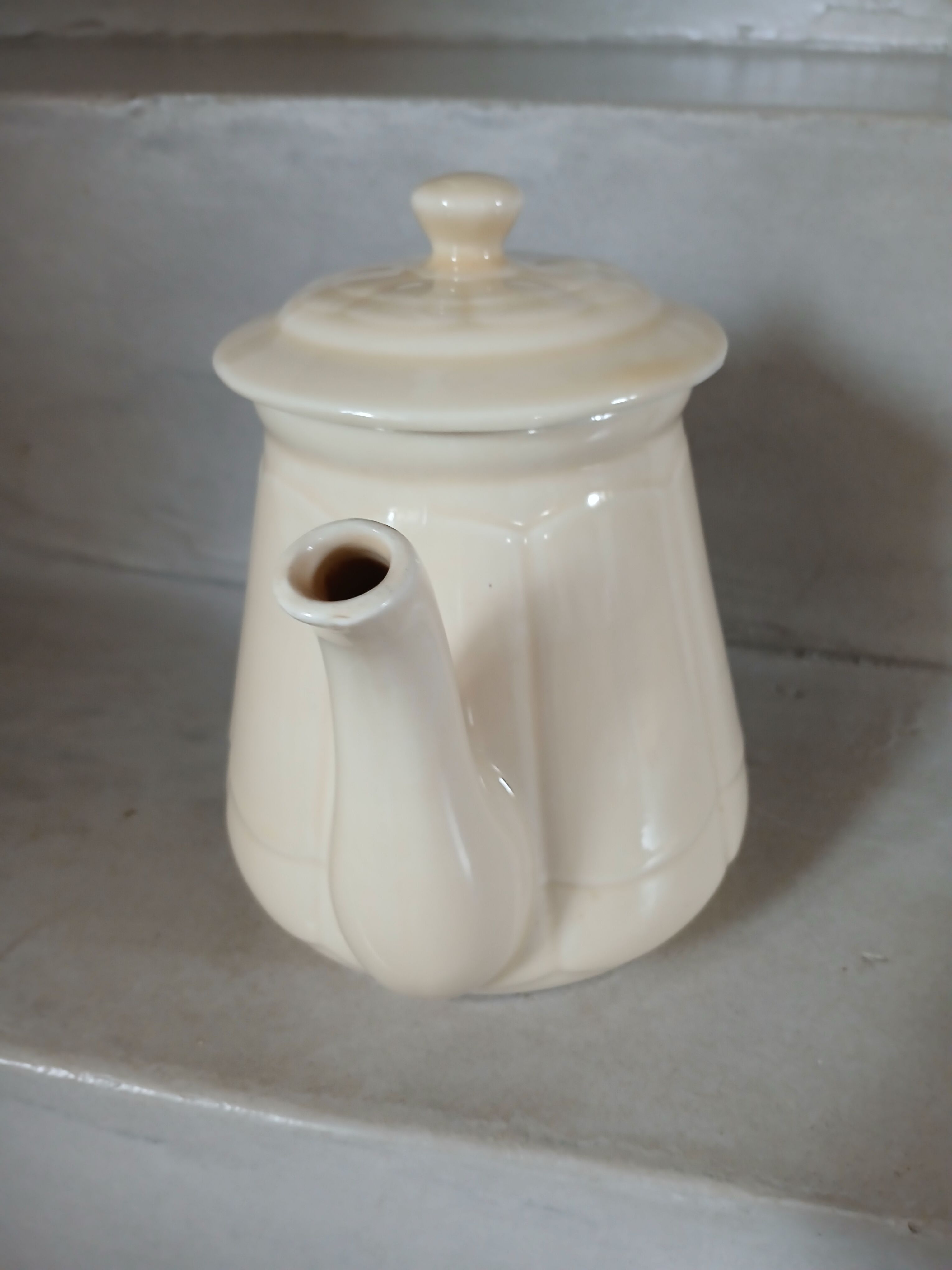 Vintage coffee pot/teapot