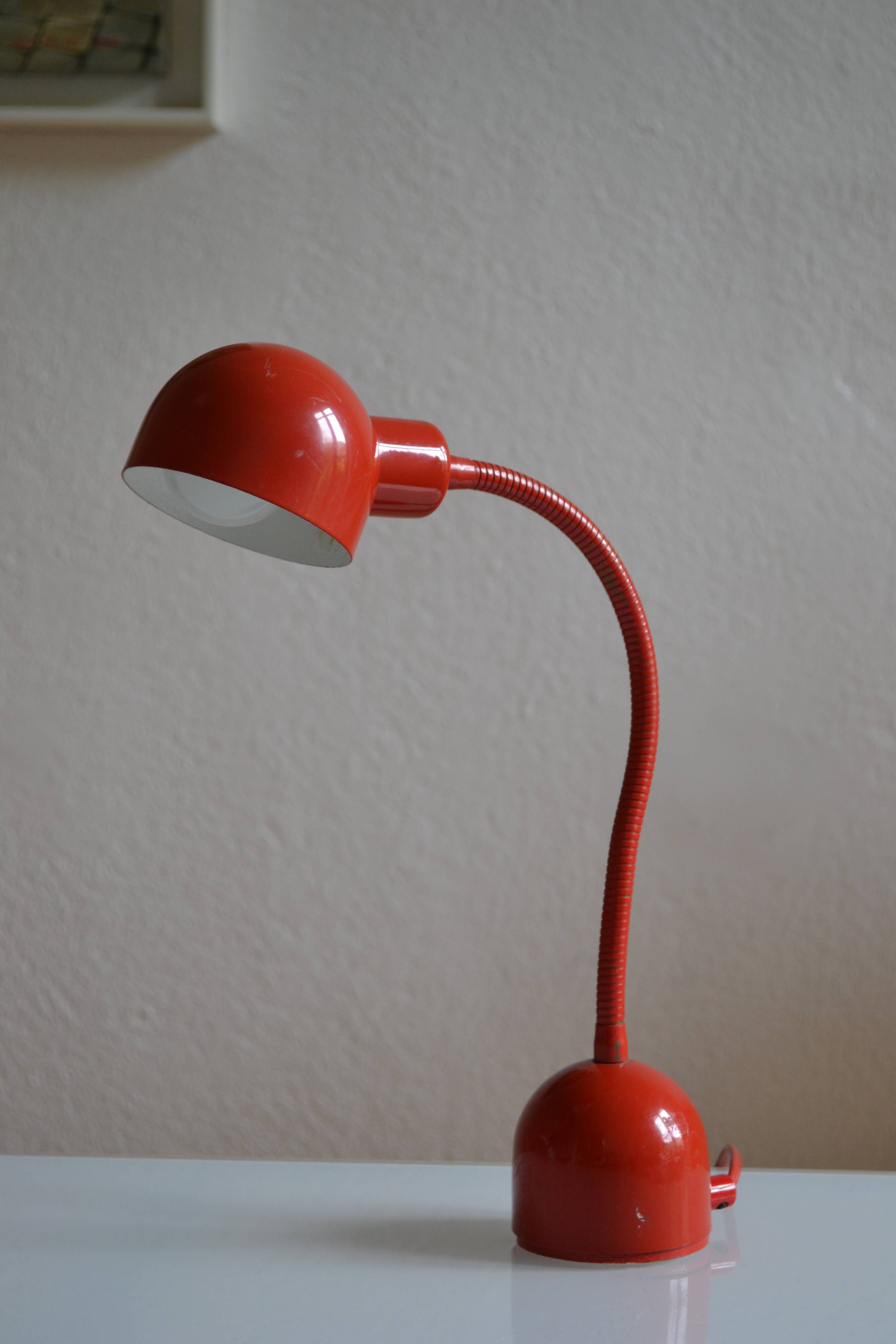 Lampe de bureau vintage France rouge Postmoderniste années 80 1980