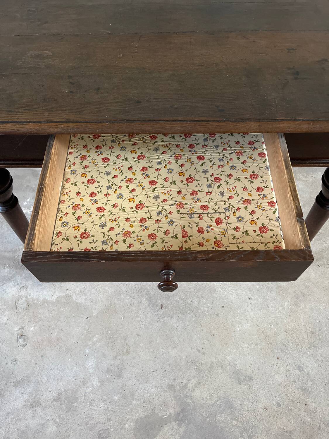 Antique 1-drawer desk in Henri II style