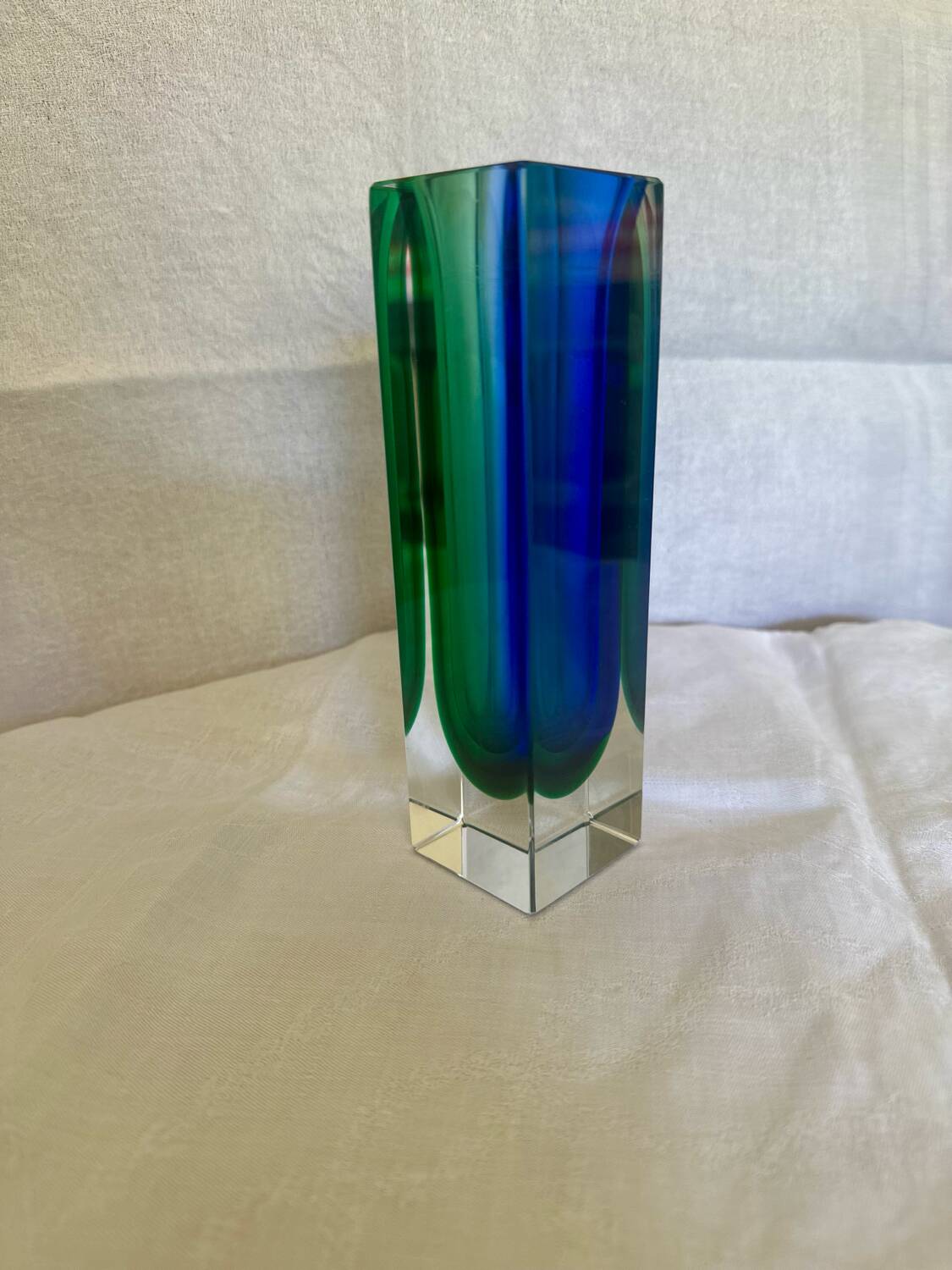 Small Geometric Sommerso Vase by Flavio Poli Edited by Mandruzatto