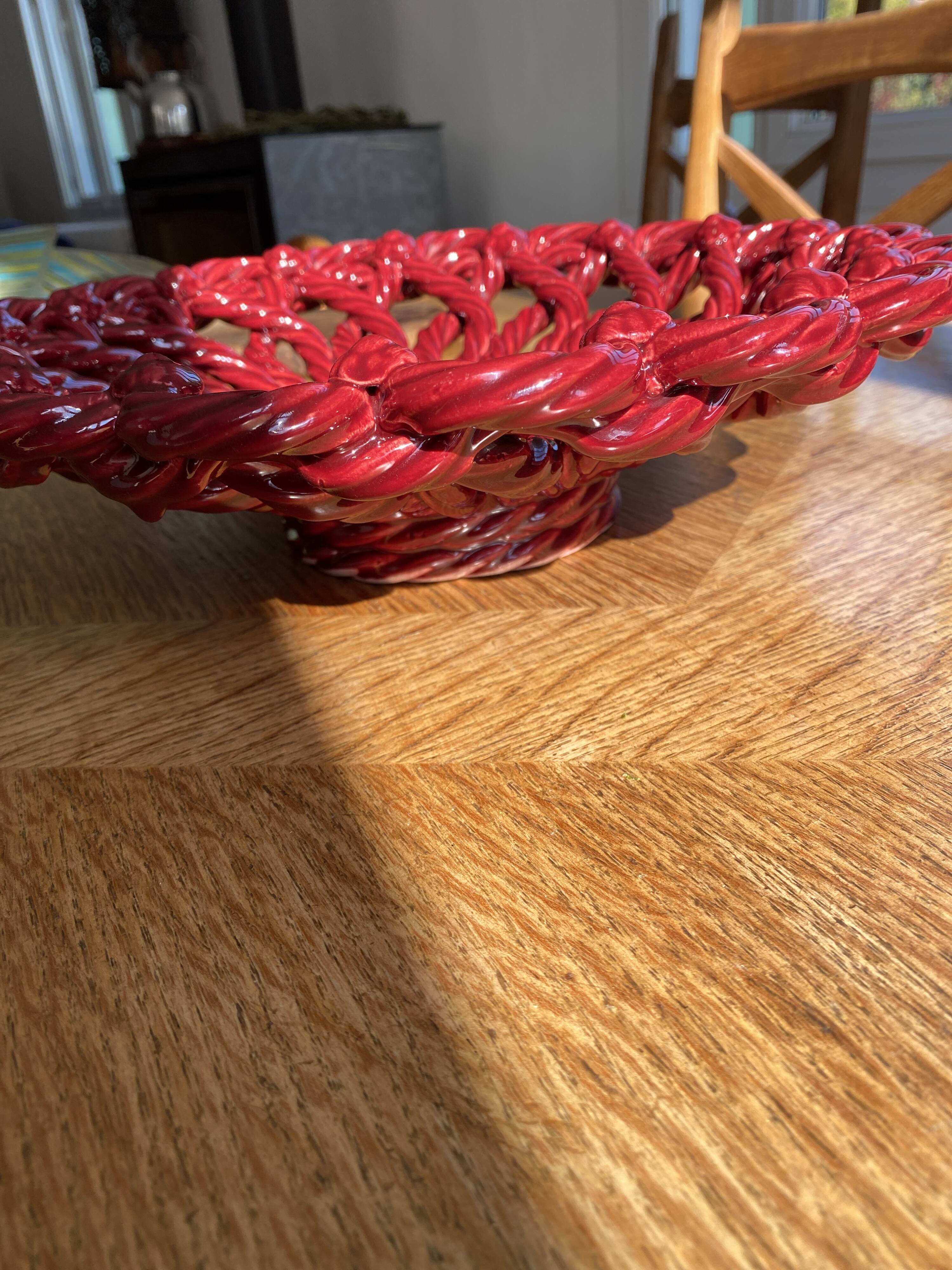 Vallauris or Uzes slip cutting