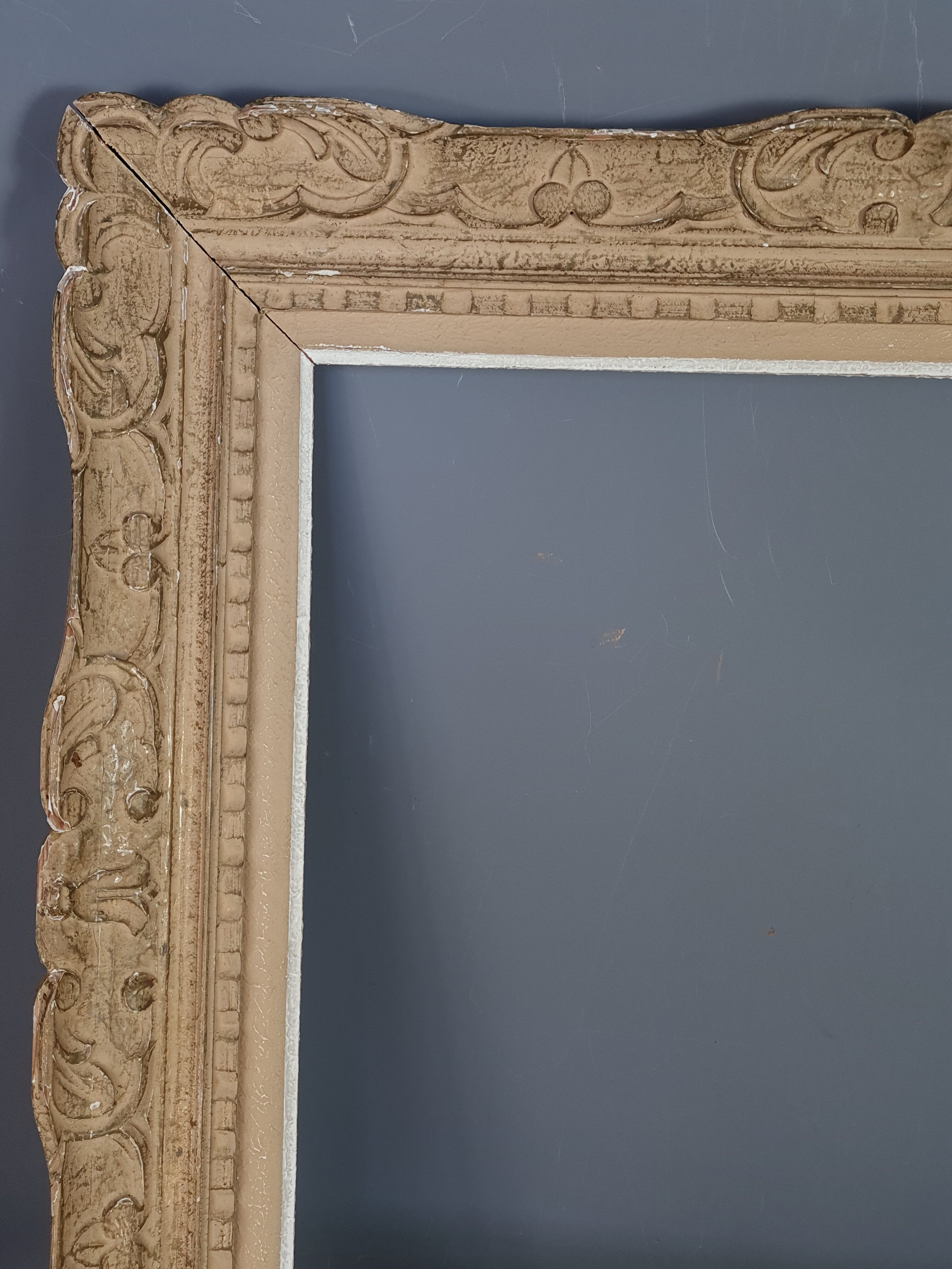 Frame Montparnasse old carved wood 74x65 foliage 55.7x46.7 cm SB