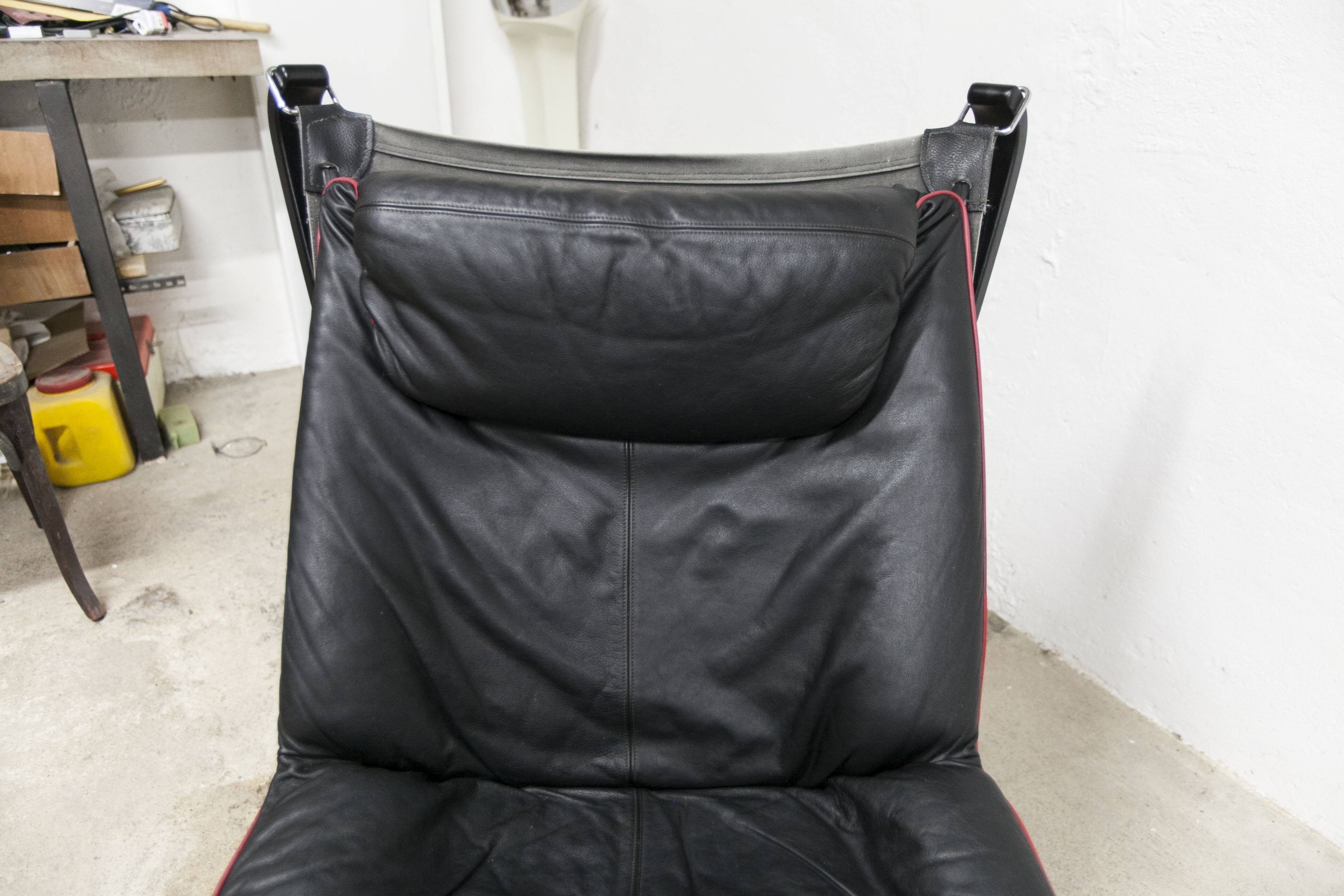 Set of armchair + ottoman viking p97 by Sigurd Russell for Poltrona Frau