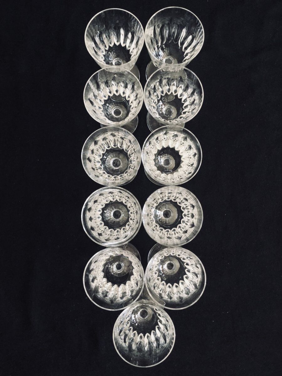 Set of 11 crystal red wine glasses Baccarat model Casino