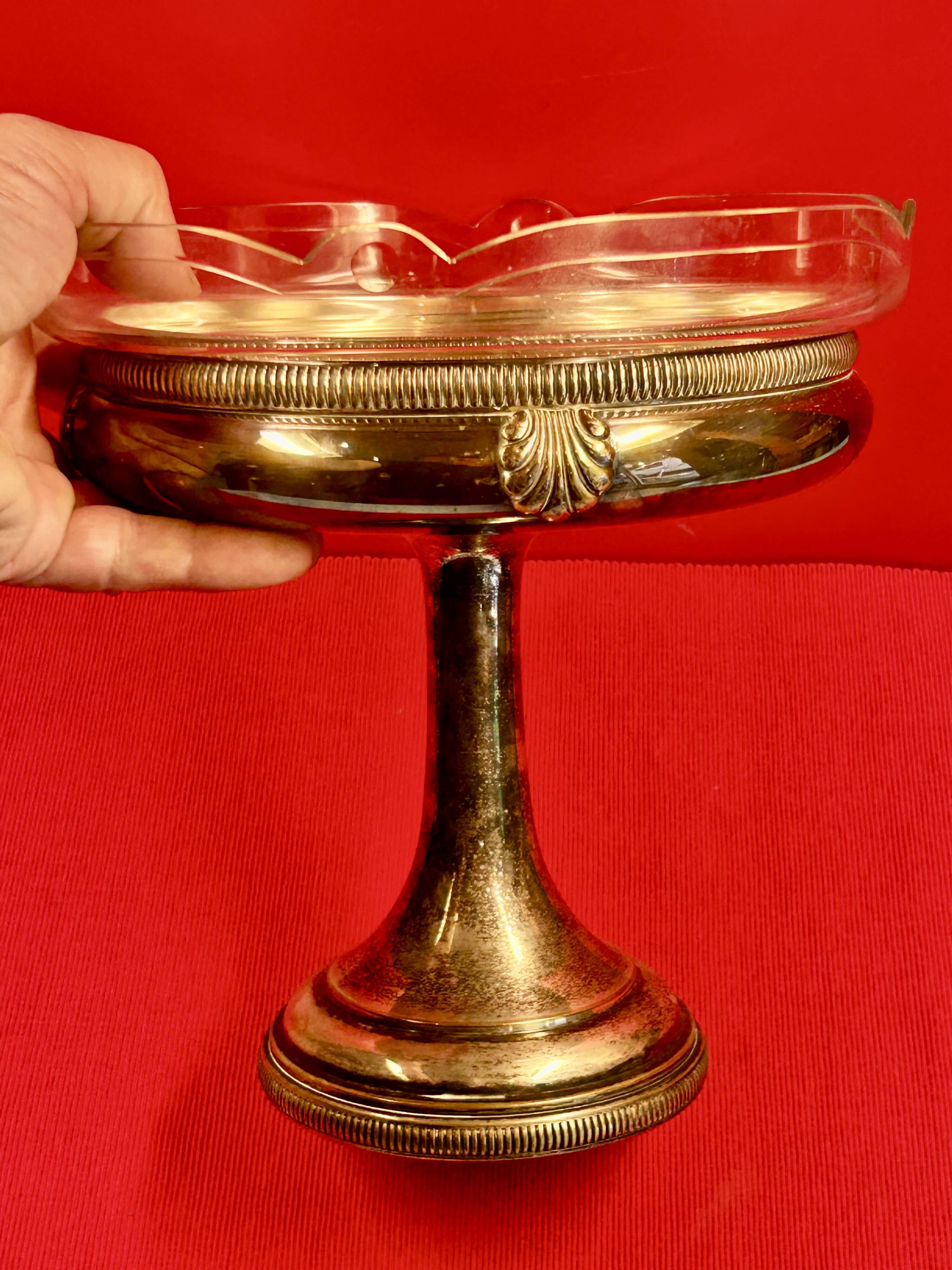 Art Deco fruit bowl in silver-plated metal and cut glass