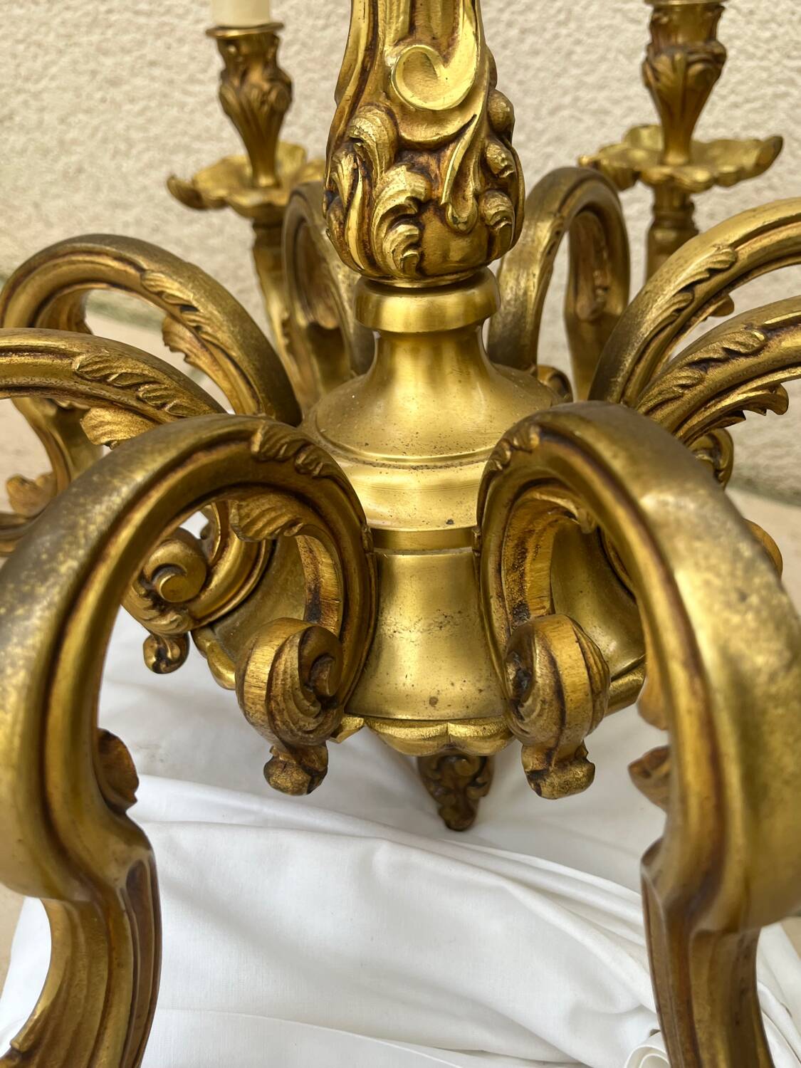 Vintage bronze louis xv style chandelier – 8 lights