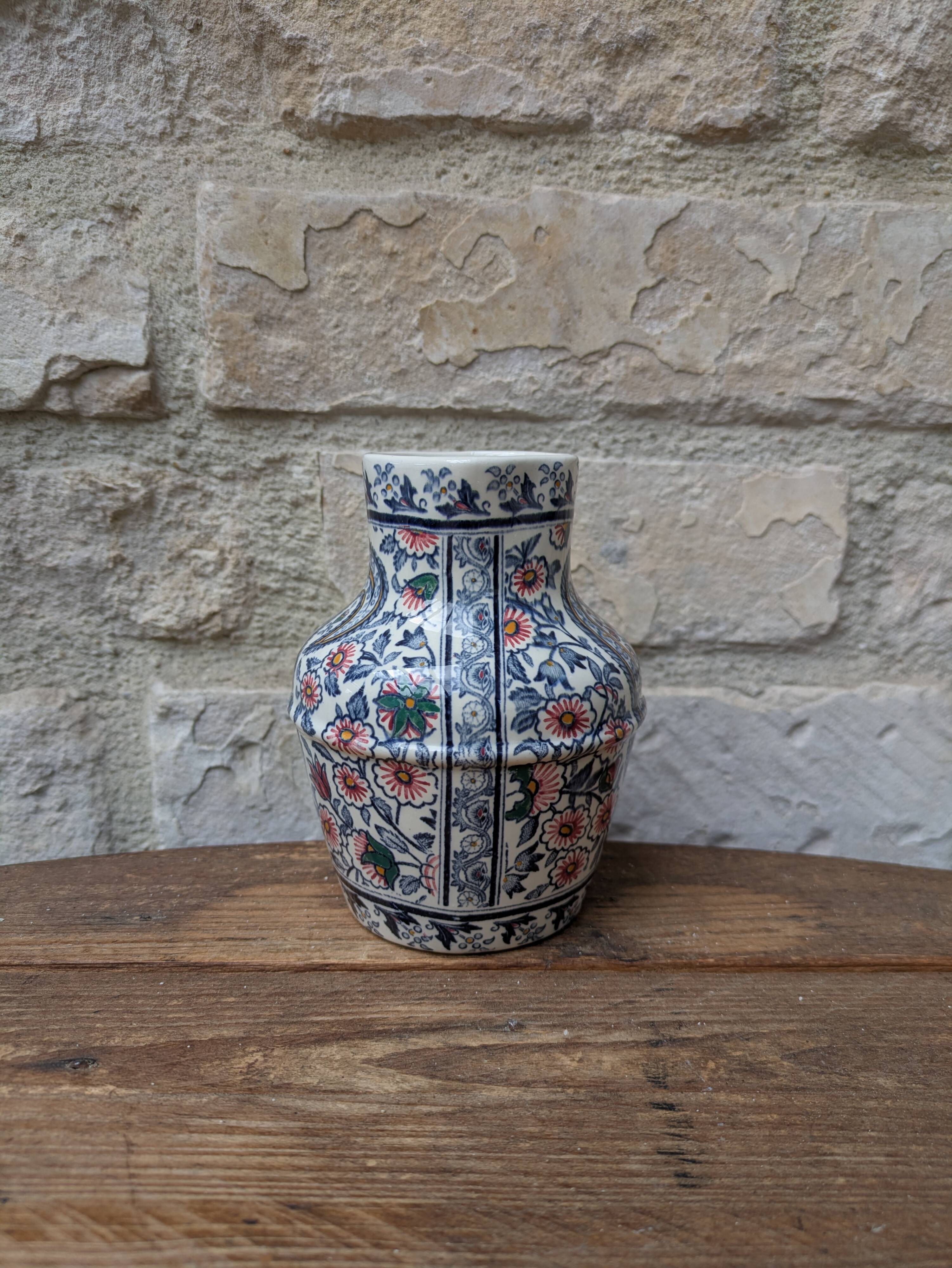 Small jug Gien model Cachemire H13cm