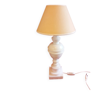 Alabaster lamp