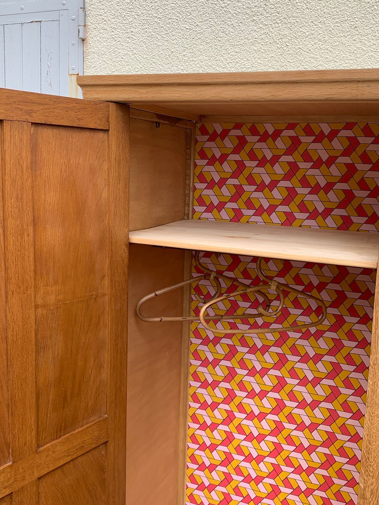 Armoire parisienne art déco 1930 penderie démontable bois brut