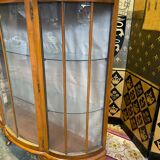 English showcase chippendale