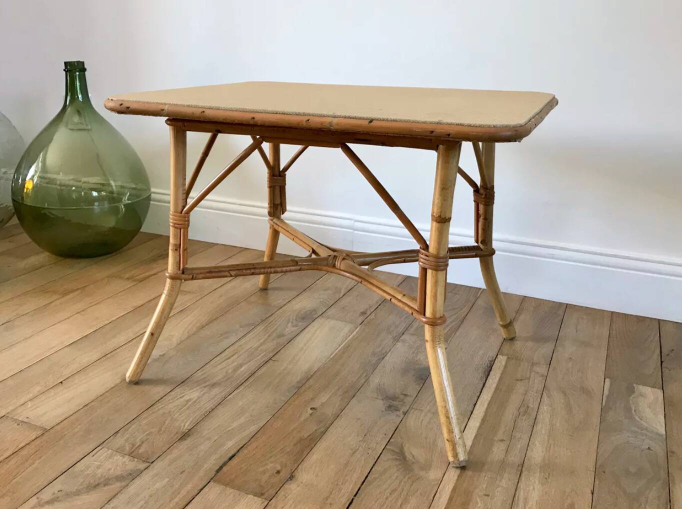 Table basse en rotin et bambou années 60