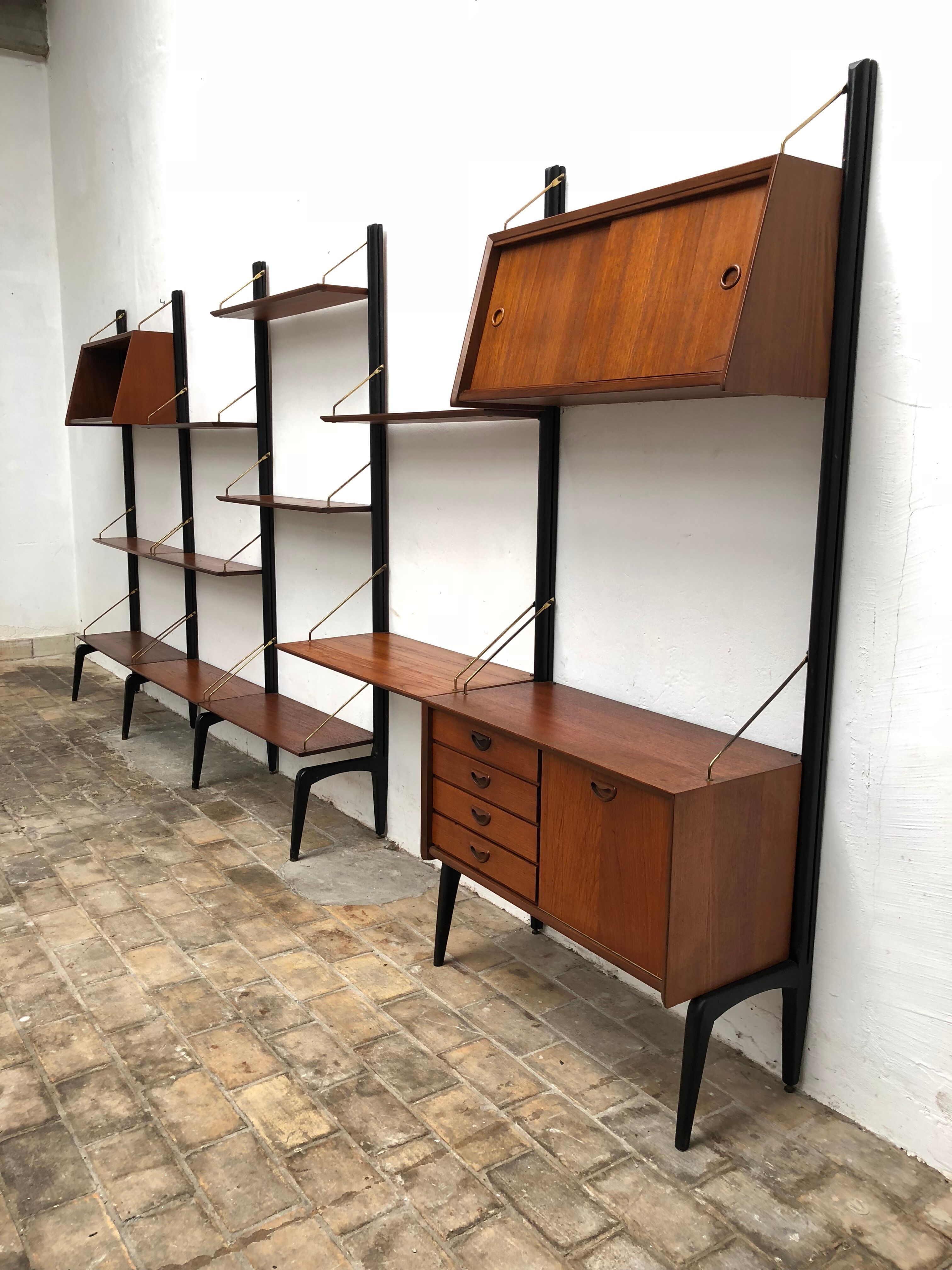 Modular Shelves from Louis van Teeffelen for WeBe with 1950