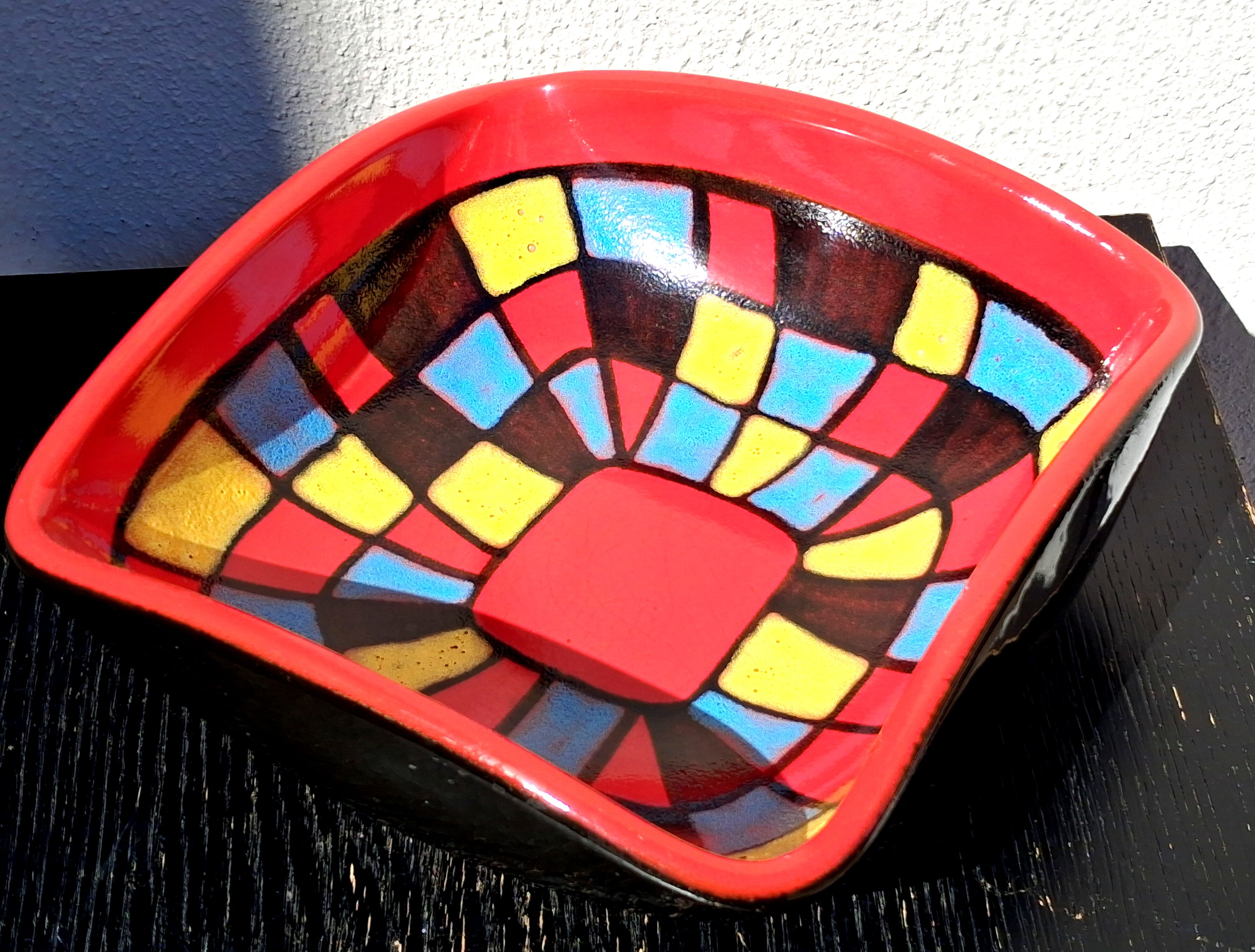 Fruit bowl, vintage seventies design, signed Elchinger.