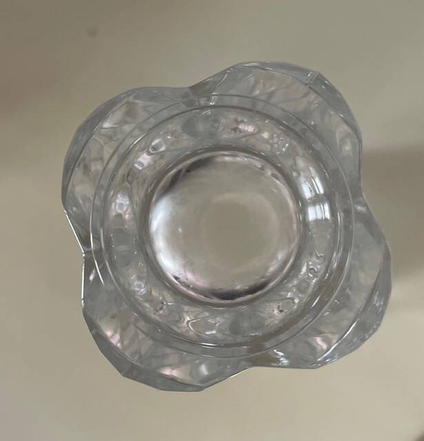 Small Arques crystal vase