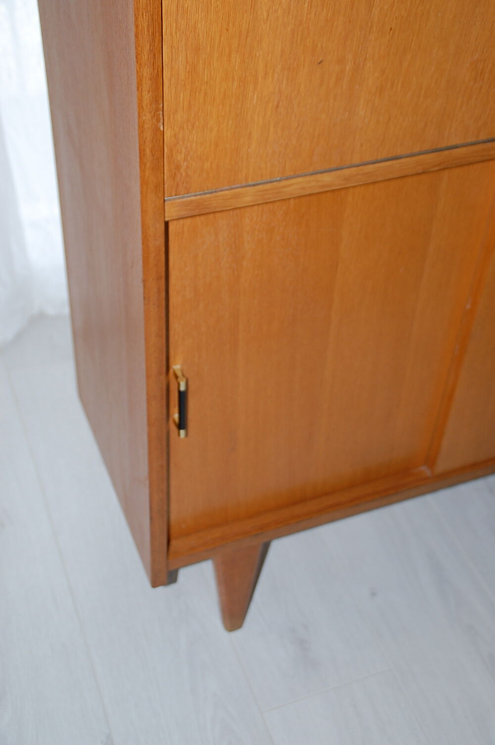 Secretary of late 1960s