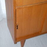 Secretary of late 1960s