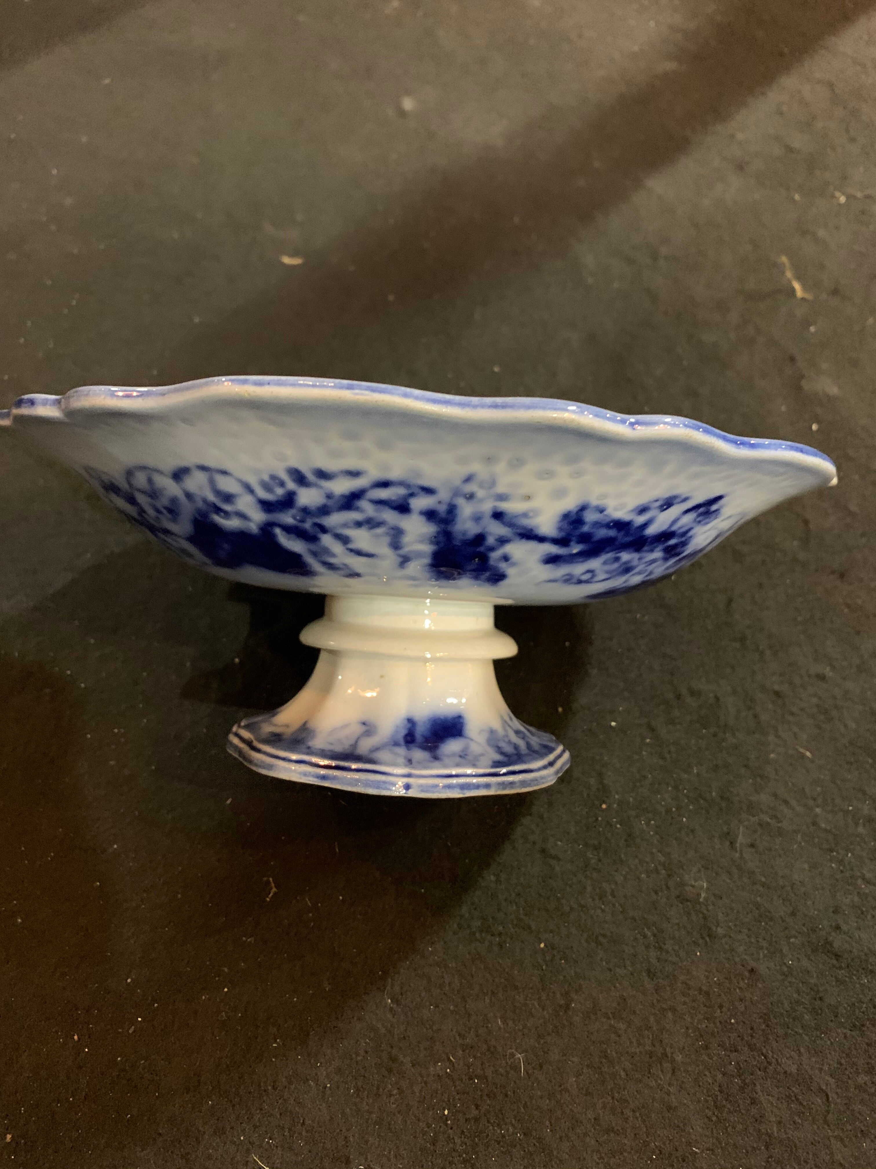 Compotier stamped Vieillard Bordeaux