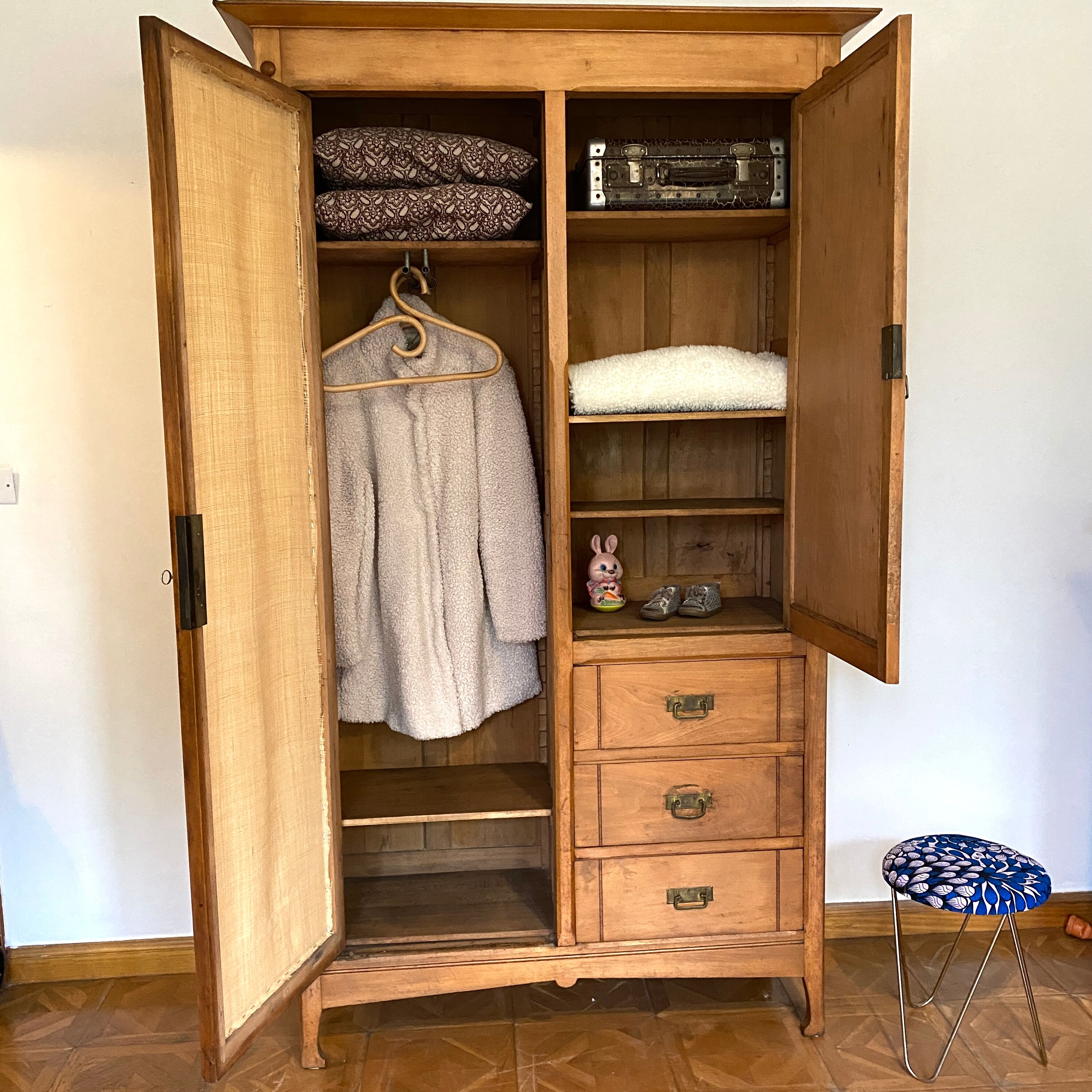 Armoire art déco bois brut & jute
