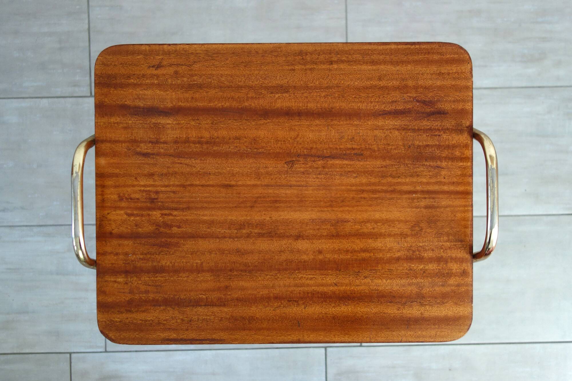 Vintage vinyl and turntable holder serving table