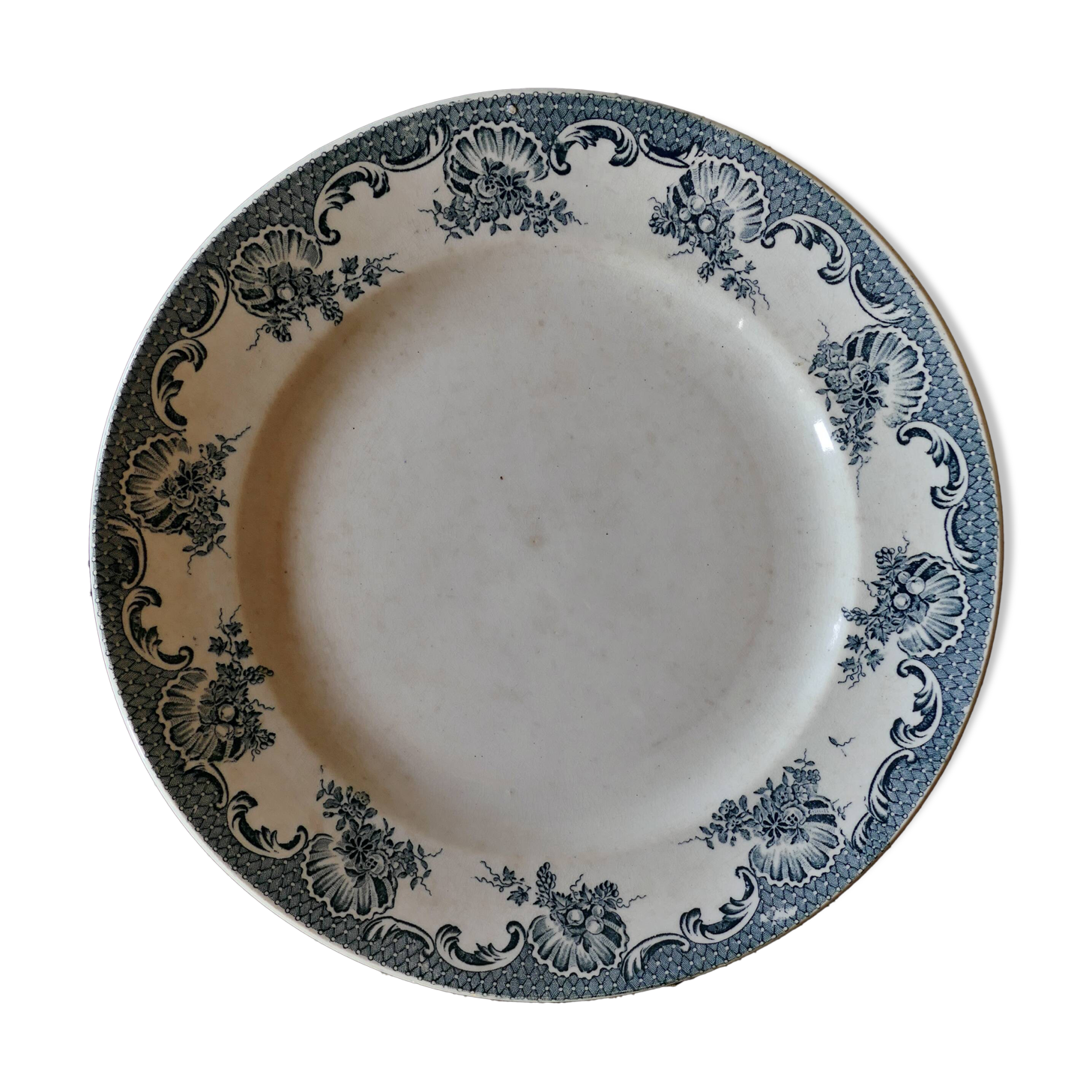 Round ironstone dish