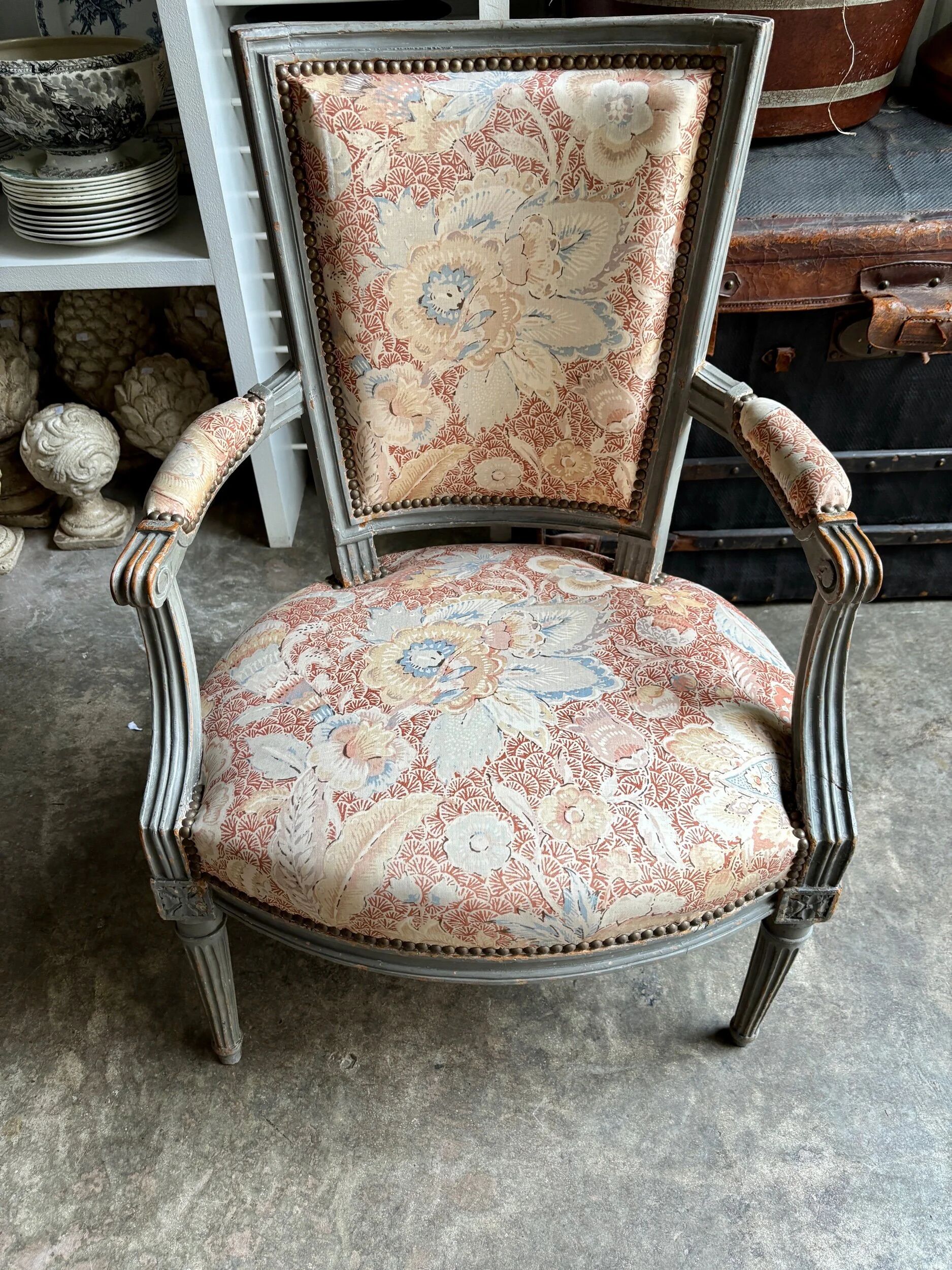Fauteuil d'époque Louis XVI, tissus indienne n°2