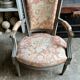 Fauteuil d'époque Louis XVI, tissus indienne n°2
