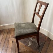 Paire de chaises Directoire en noyer, fin XVIIIe
