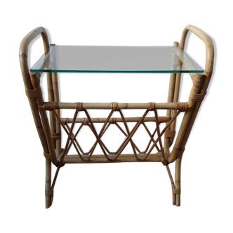 Porte-revue en rotin vintage