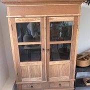 GLASS CABINET
