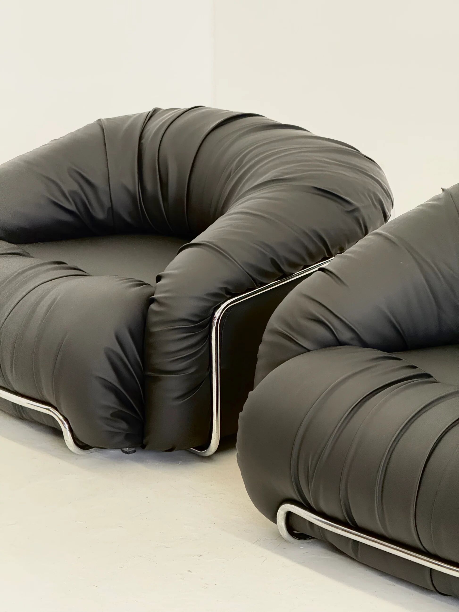 Italian Space Age armchairs in black