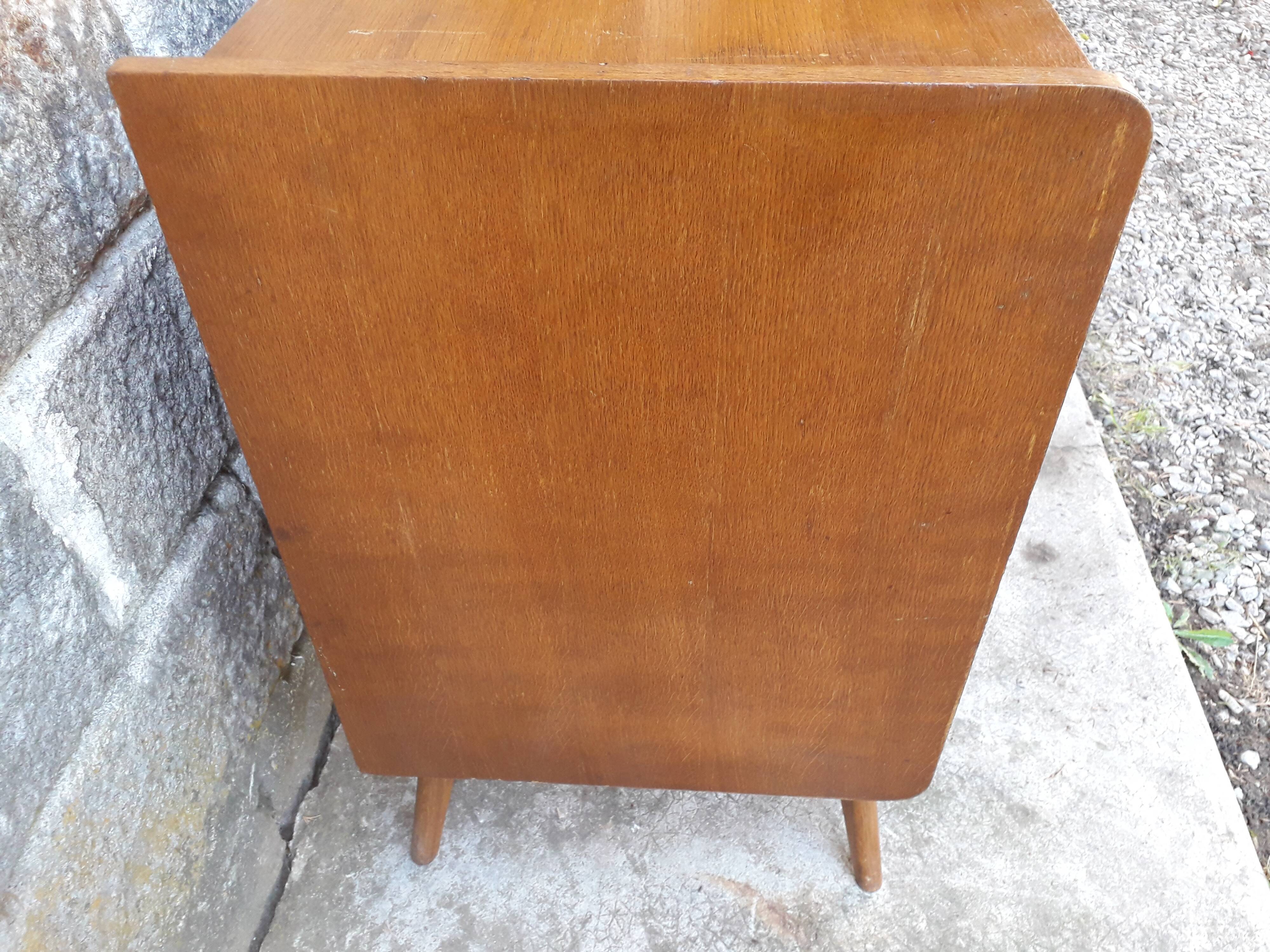 Vintage dresser compass feet