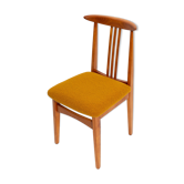 Ochre Bouclé Chair Mid-Century, Medium Wood, M. Zielinski, Europe 1960s