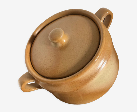 Sandstone tureen