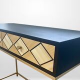 Diamond console