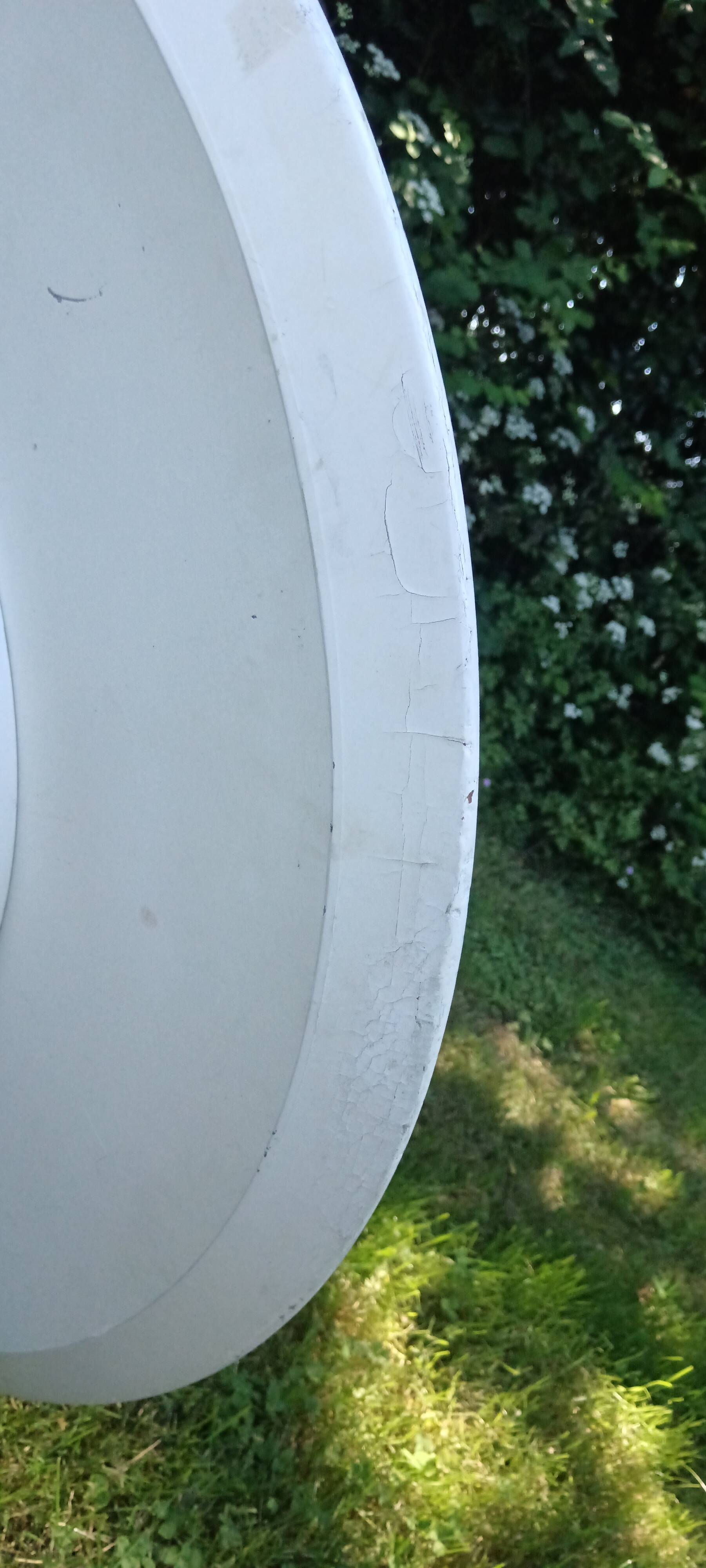 Authentic Eero Saarinen Tulip Coffee Table – White Laminate