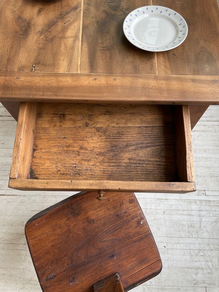 Walnut farm table 190cm