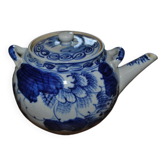 Théière ancienne porcelaine chinoise blanc et bleu