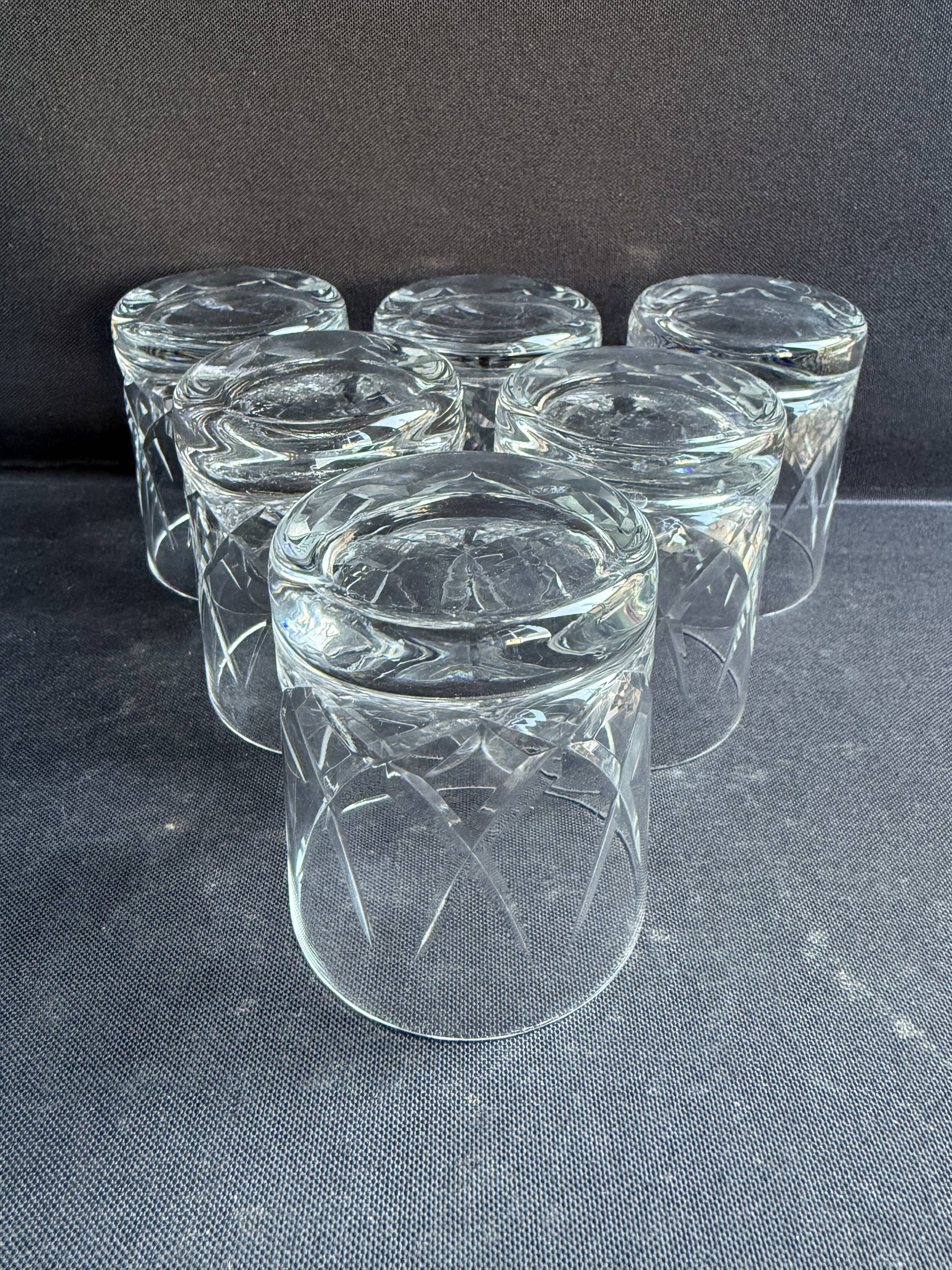 6 Verres à porto cristal taillé