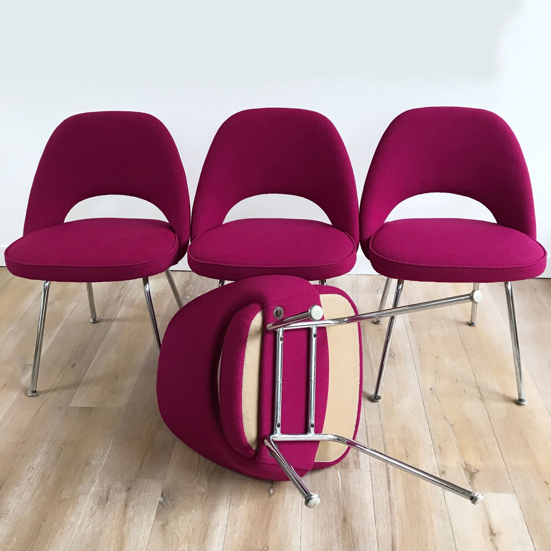 4 chairs "Conference" by Eero Saarinen for Knoll 1960