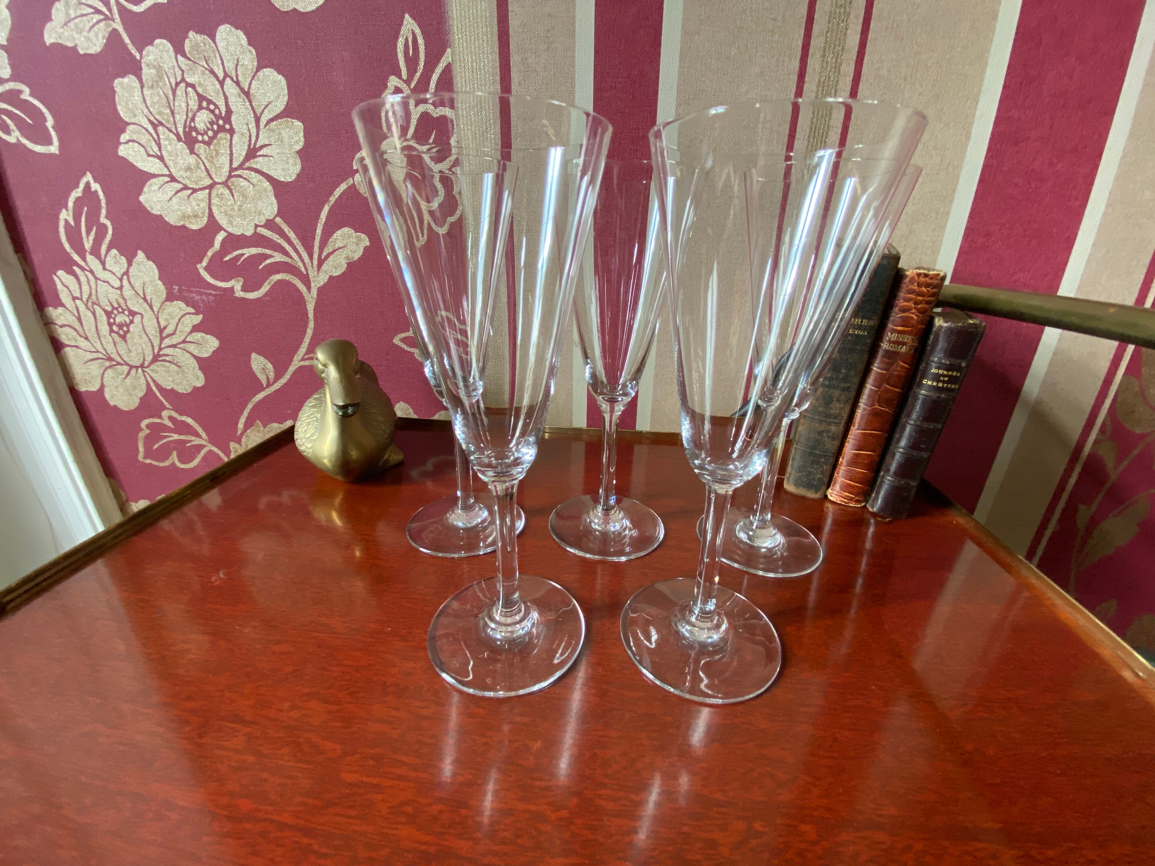5 baccarat champagne flutes