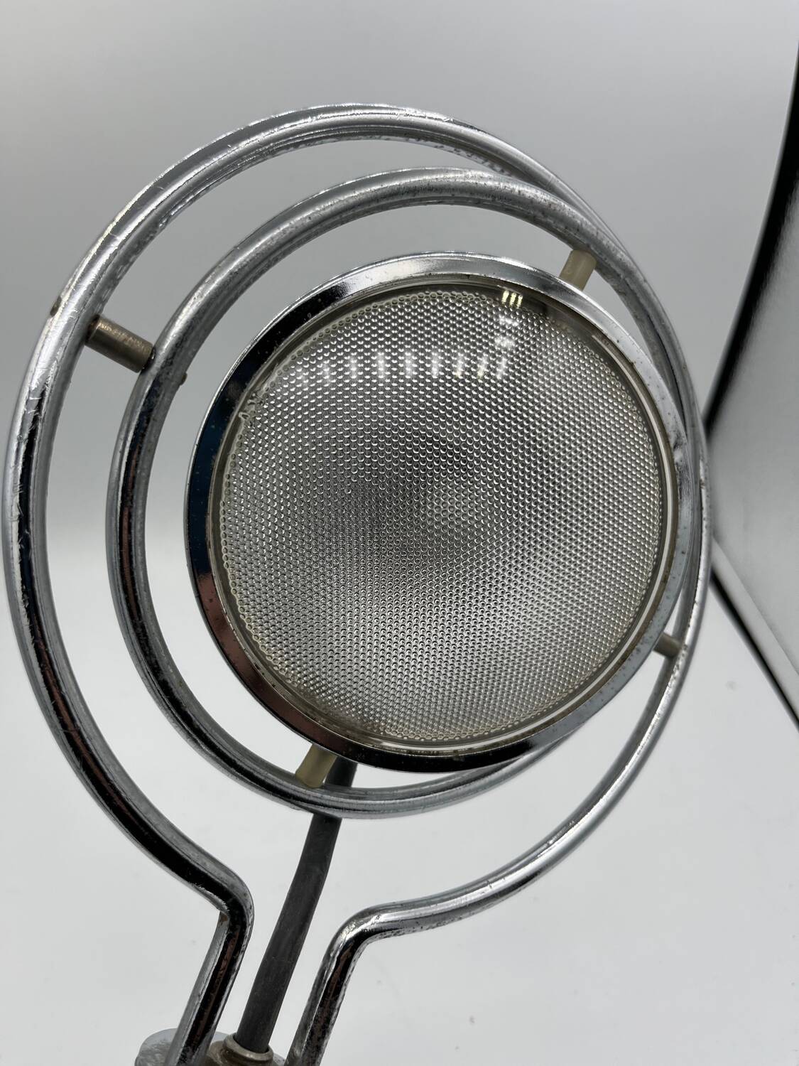 4 adjustable chrome Mole Richardson spotlights